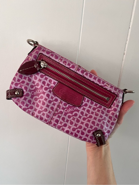 Coach Handbags - Coach Penelope Op Art Wristlet Clutch Y2K Pink Purple Poppy Mini Bag No Strap